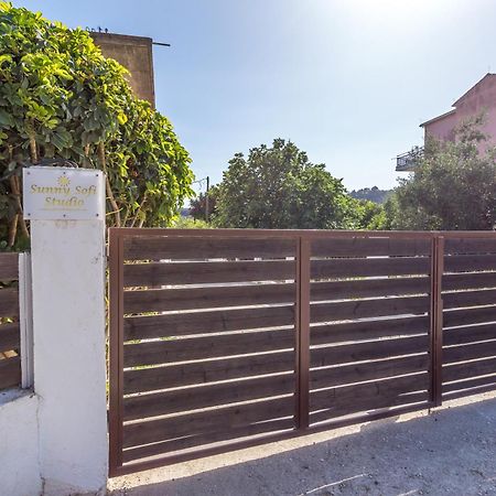 Sunny Sofi Studios Πλάνος Εξωτερικό φωτογραφία